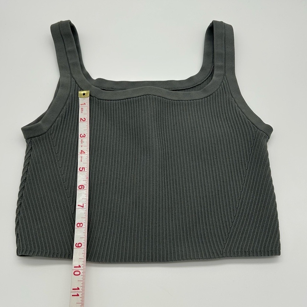 Cuts Gray Nylon Ribbed Crop Tank Top - Picture 3 of 8
